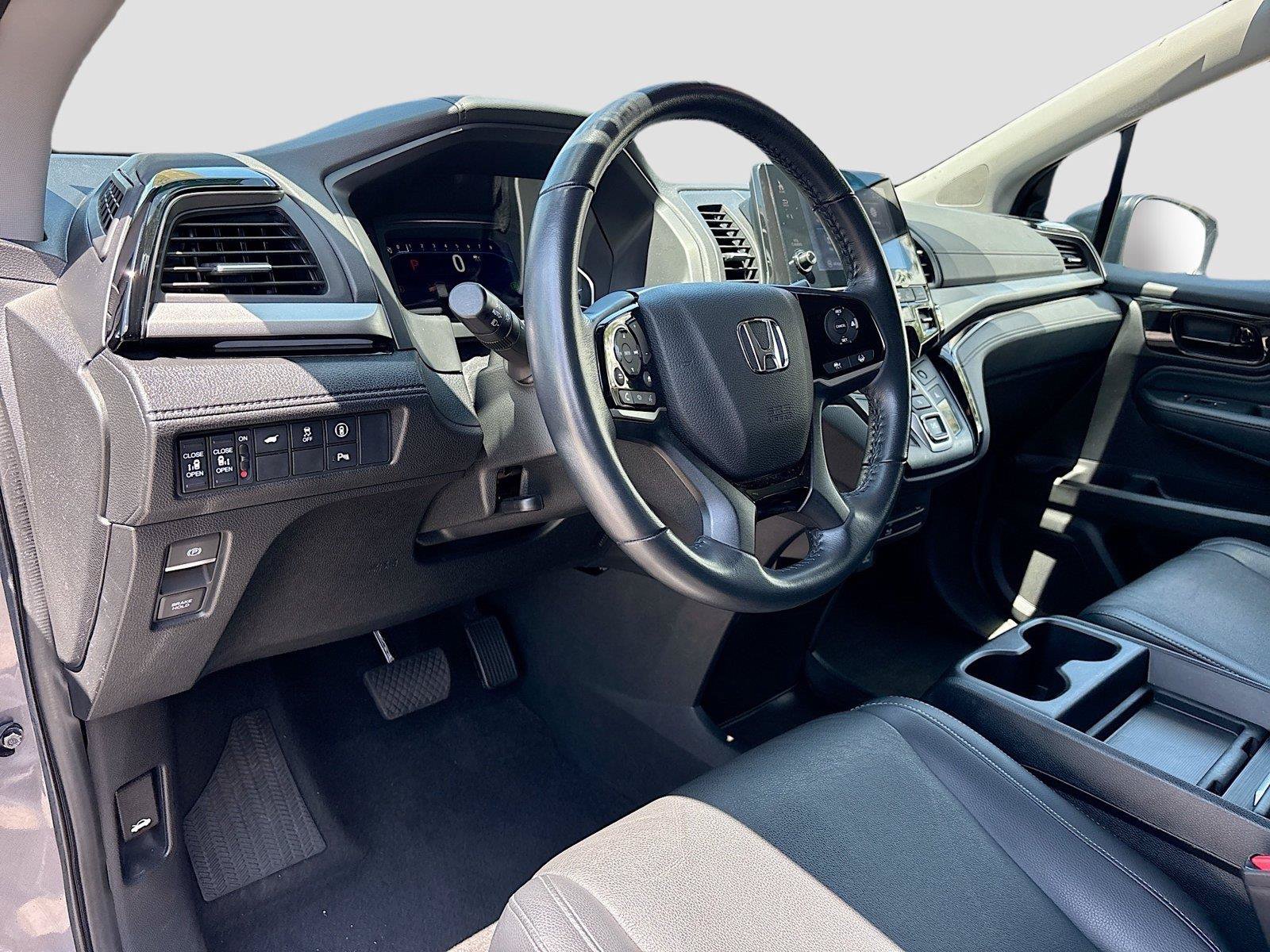 Certified 2022 Honda Odyssey Touring image 10
