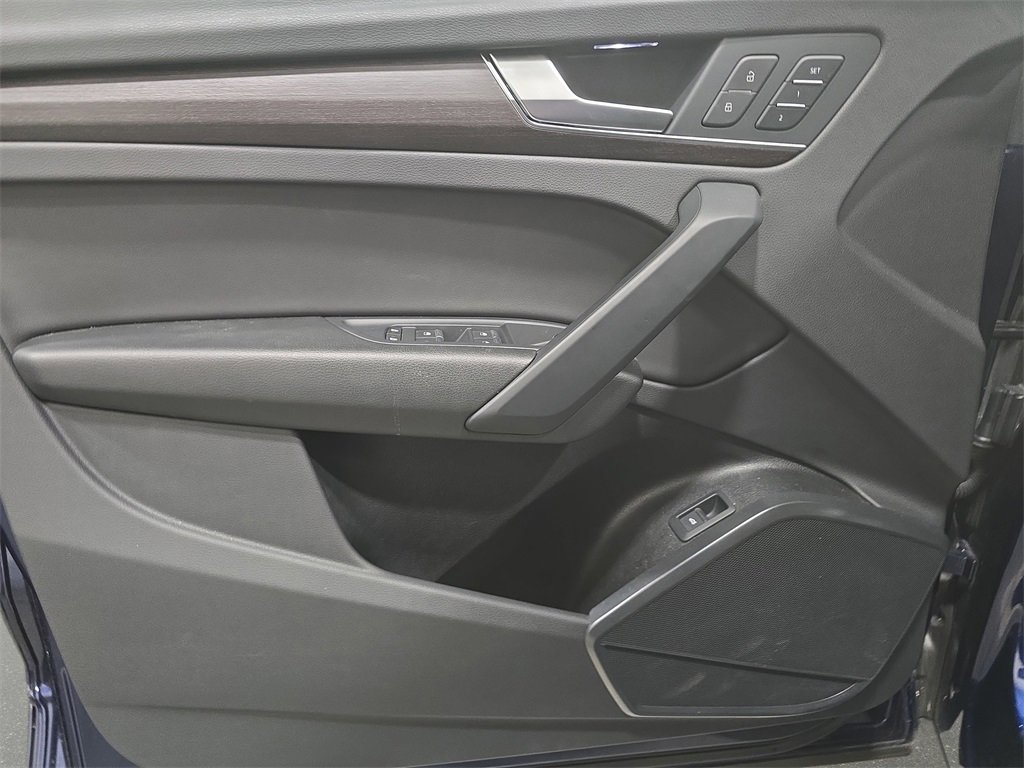 Used 2022 Audi Q5 2.0T Premium image 26