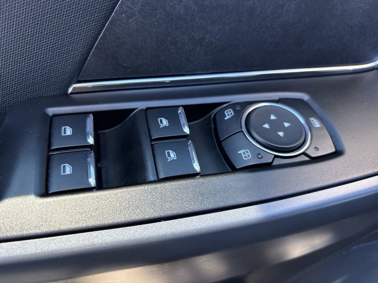 Used 2025 Ford F150 XLT w/ Equipment Group 301A Standard image 18