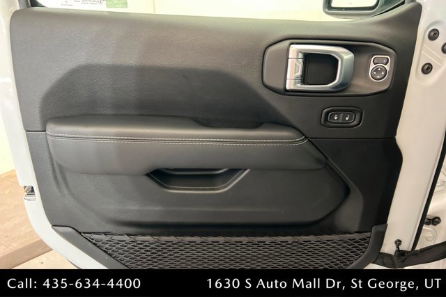 Used 2022 Jeep Gladiator Overland image 14