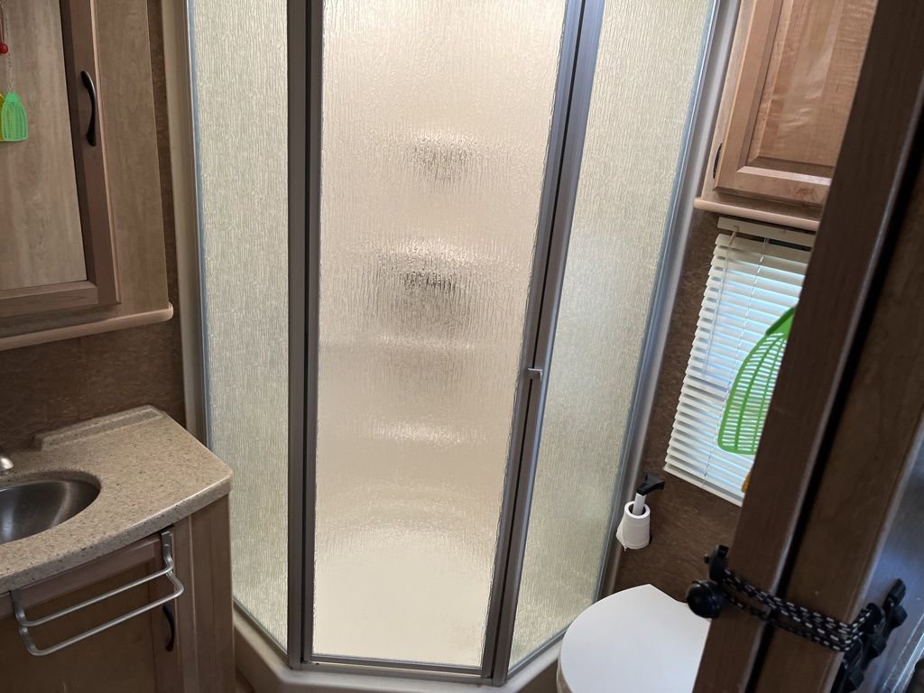 Used 2015 Mercedes-Benz Sprinter 3500 image 13