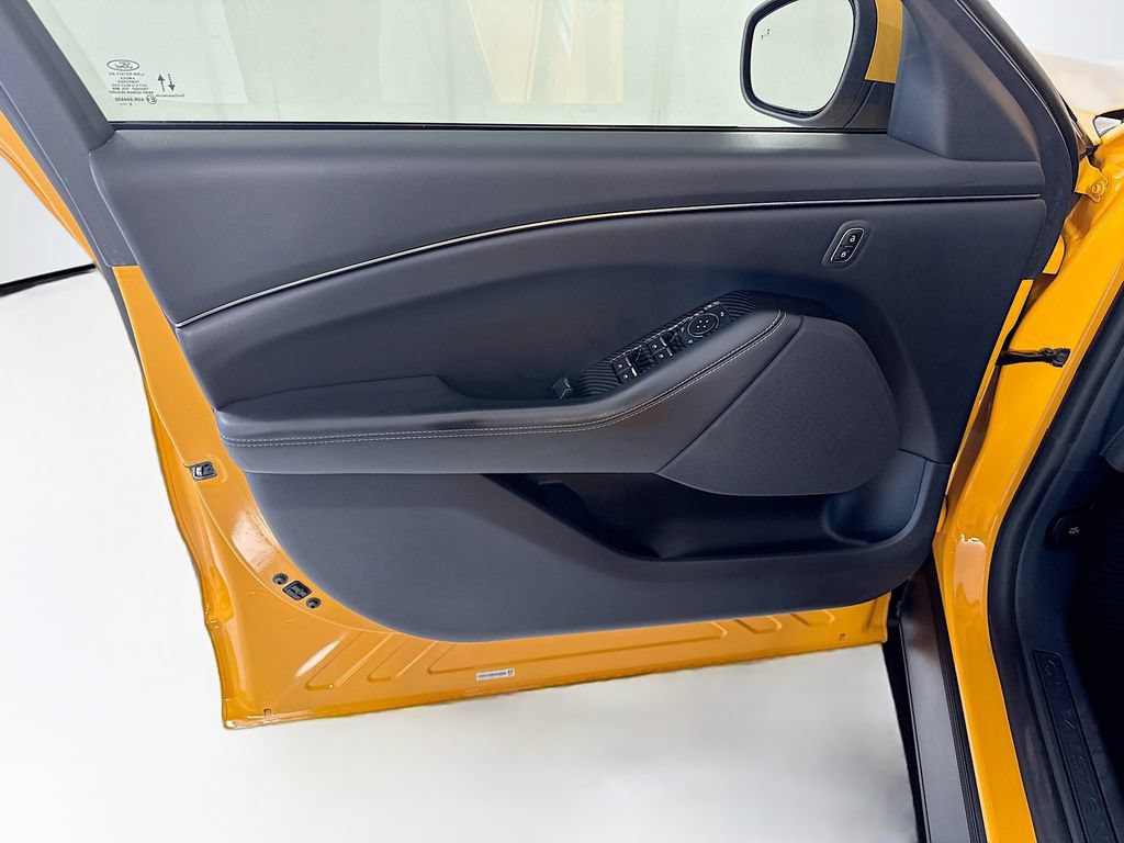 Used 2022 Ford Mustang Mach-E Select RWD image 24