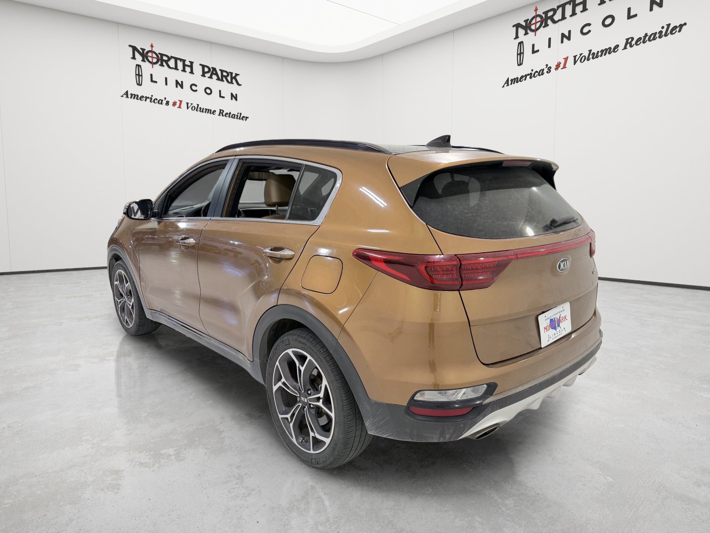 Used 2020 Kia Sportage SX FWD image 3