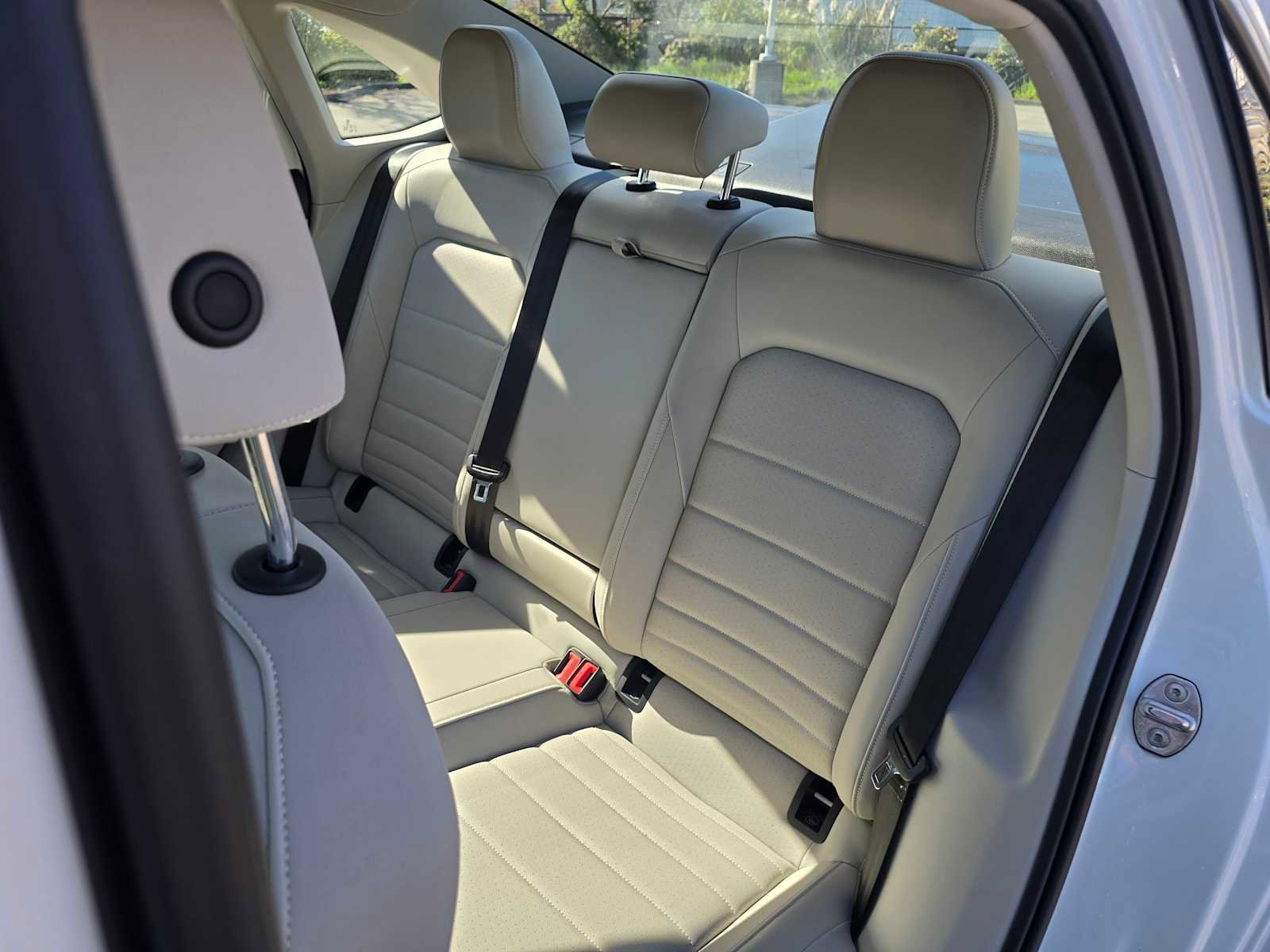 Used 2023 Volkswagen Jetta SE w/ Panoramic Sunroof Package image 19