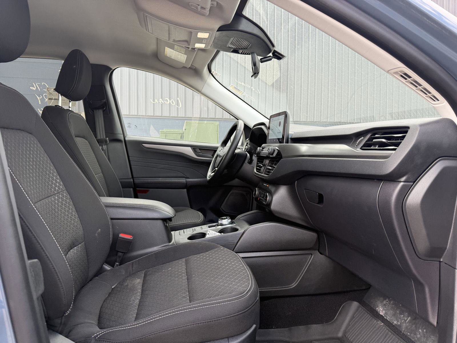 Used 2024 Ford Escape Active AWD/4WD image 12
