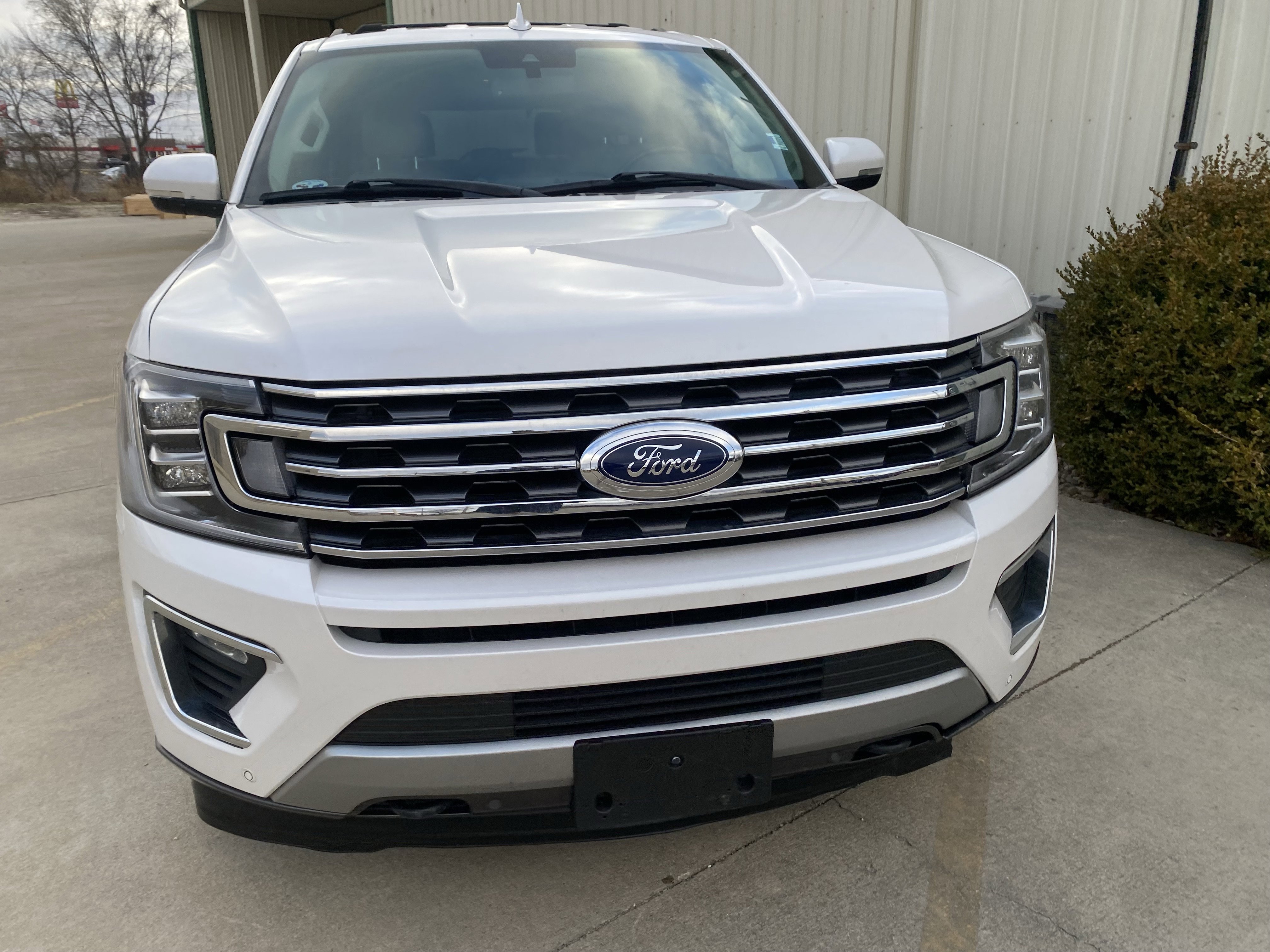 Used 2018 Ford Expedition Limited w/ Driver Assistance Package image 10