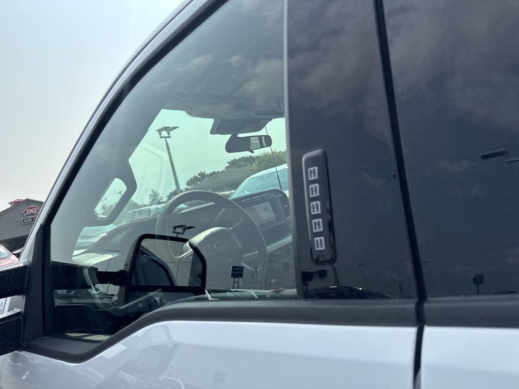 Certified 2024 Ford F250 XLT image 11