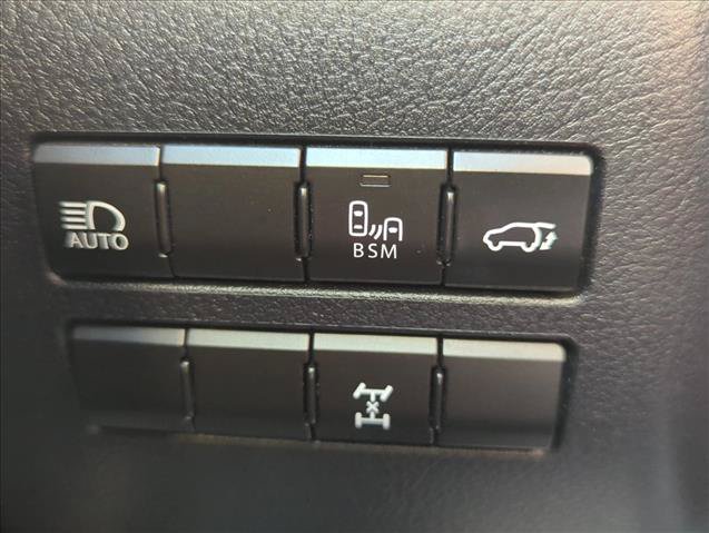 Used 2019 Lexus NX 300 AWD w/ Comfort Package image 12