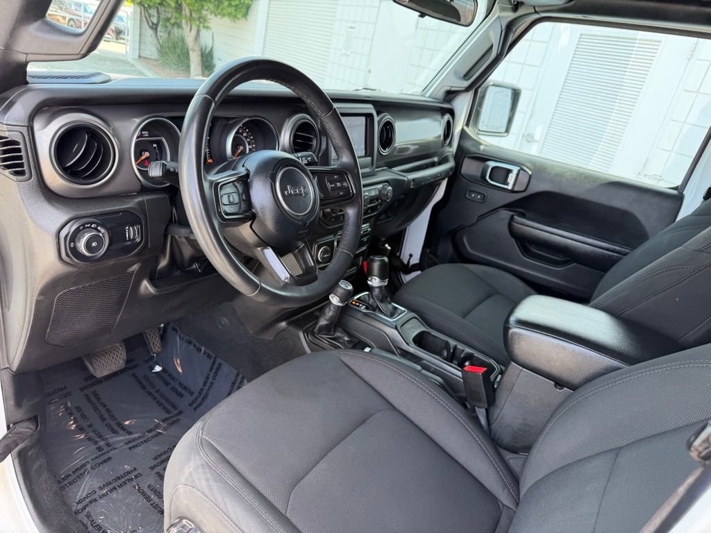 Used 2023 Jeep Wrangler Sport S image 2