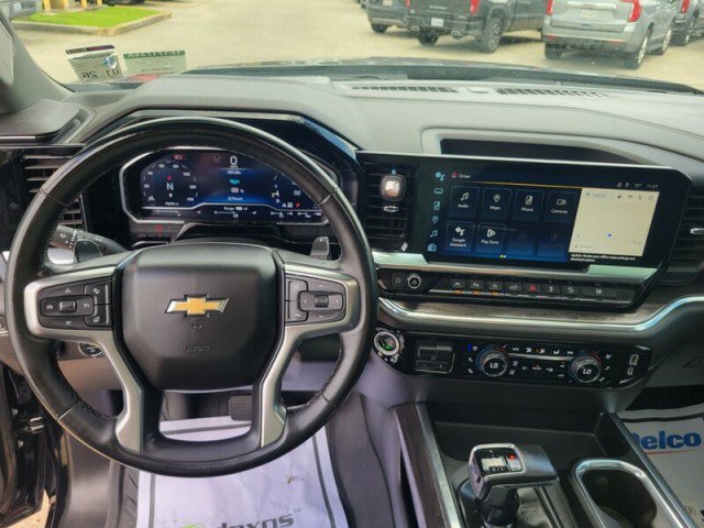 Used 2024 Chevrolet Silverado 1500 LTZ w/ LTZ Premium Package AWD/4WD image 17