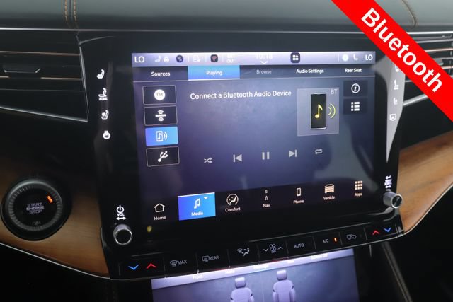 Used 2025 Jeep Grand Wagoneer Series III w/ Rear Seat Video Group 1 AWD/4WD image 26