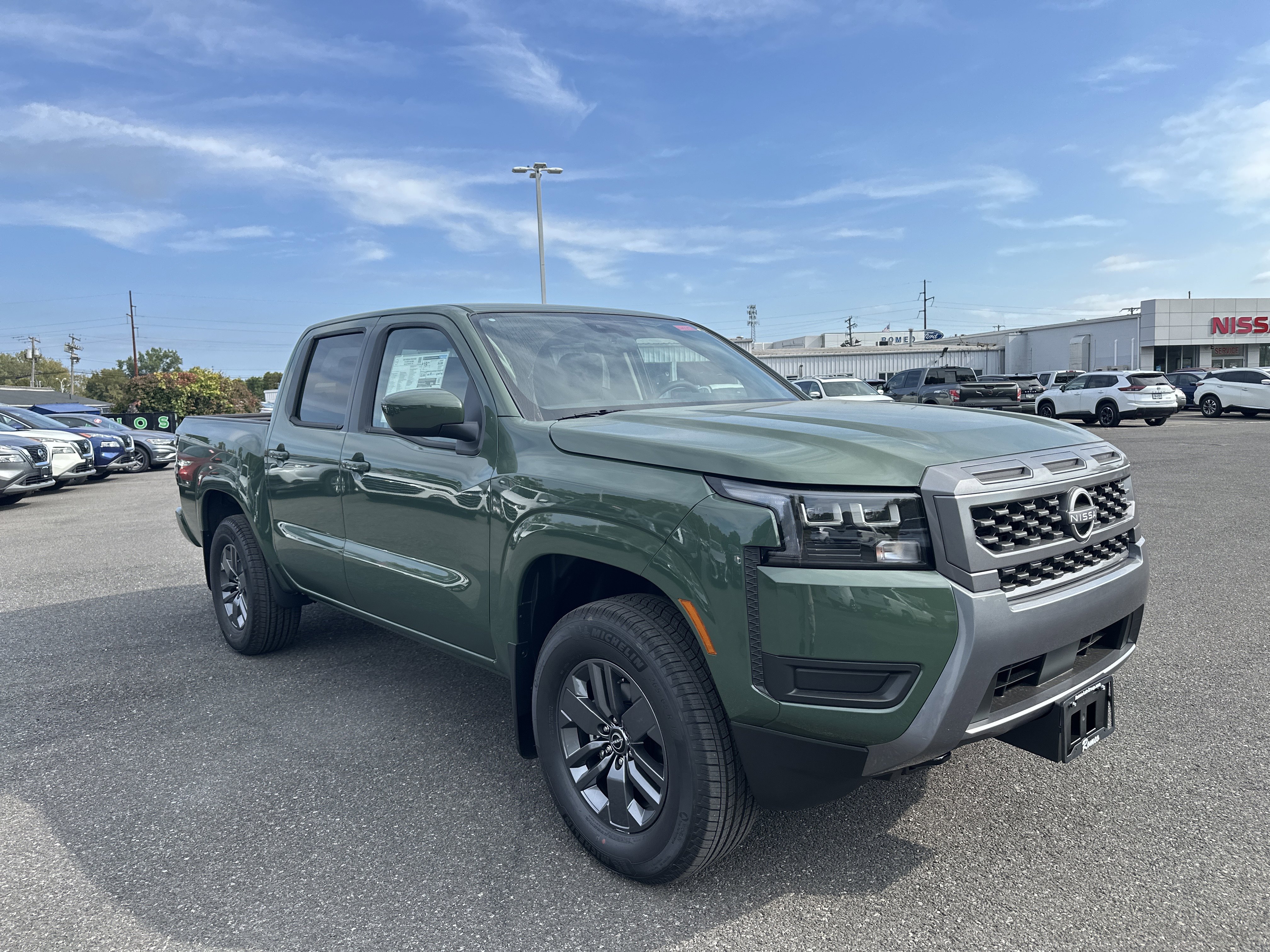 New 2026 Nissan Frontier SV w/ SV Convenience Package image 3