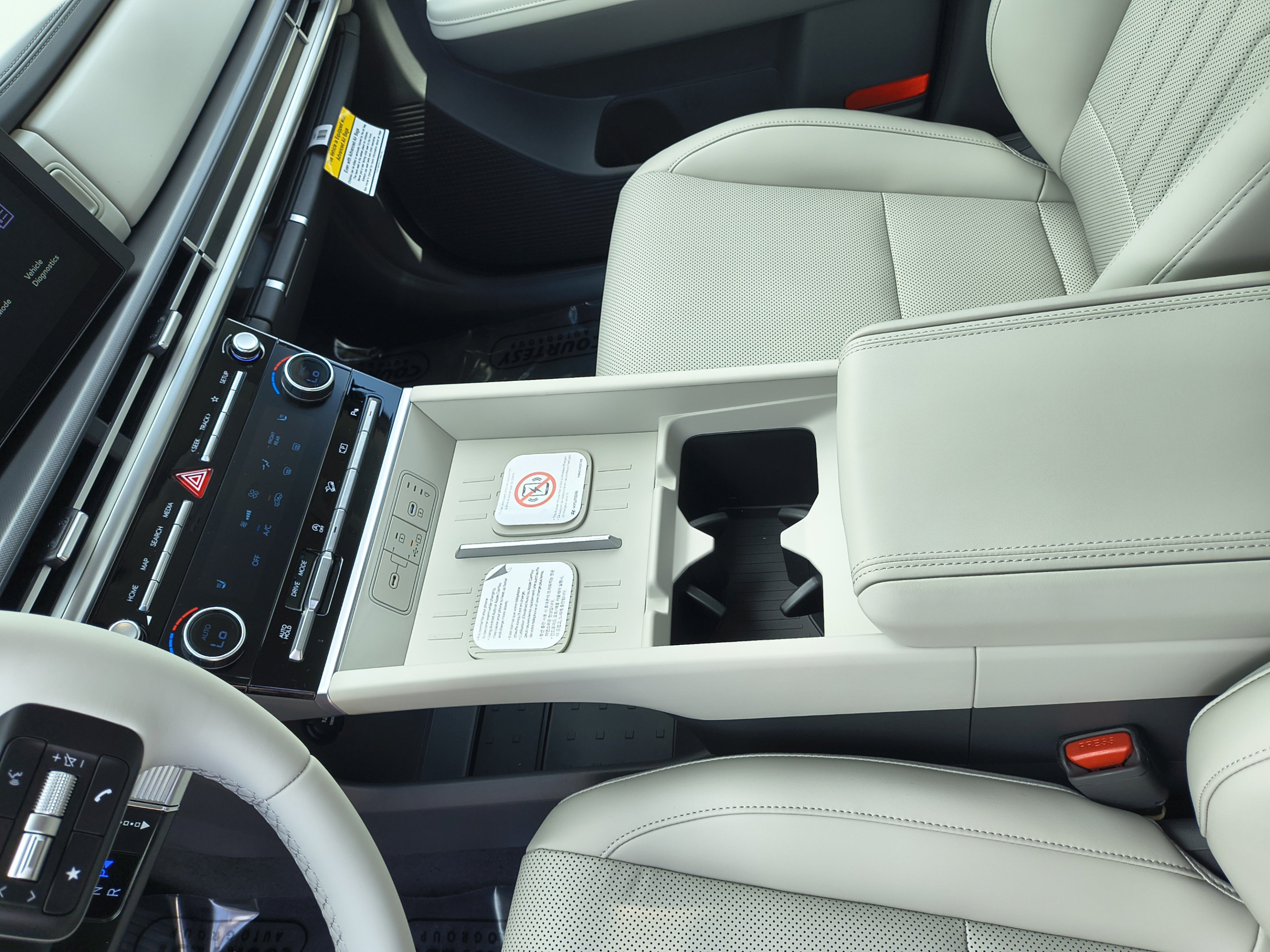 New 2027 Hyundai Santa Fe SEL FWD image 21