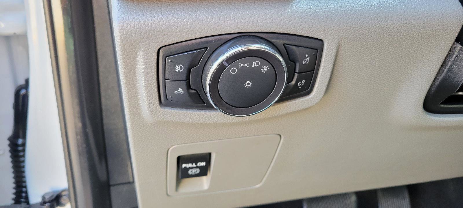 Used 2018 Ford F150 XLT image 10