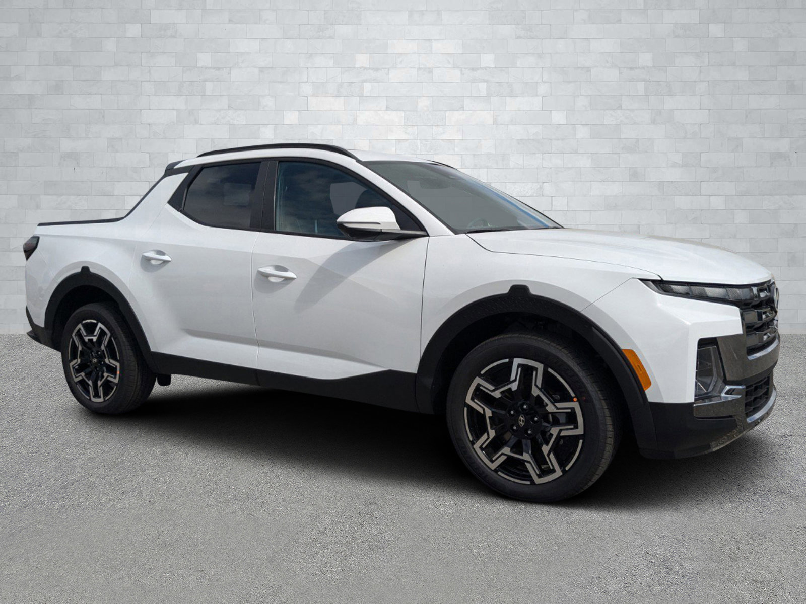 New 2025 Hyundai Santa Cruz Limited image 2