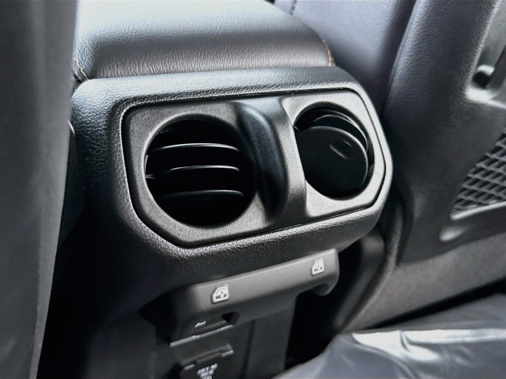 New 2027 Jeep Wrangler Unlimited Sahara AWD/4WD image 28