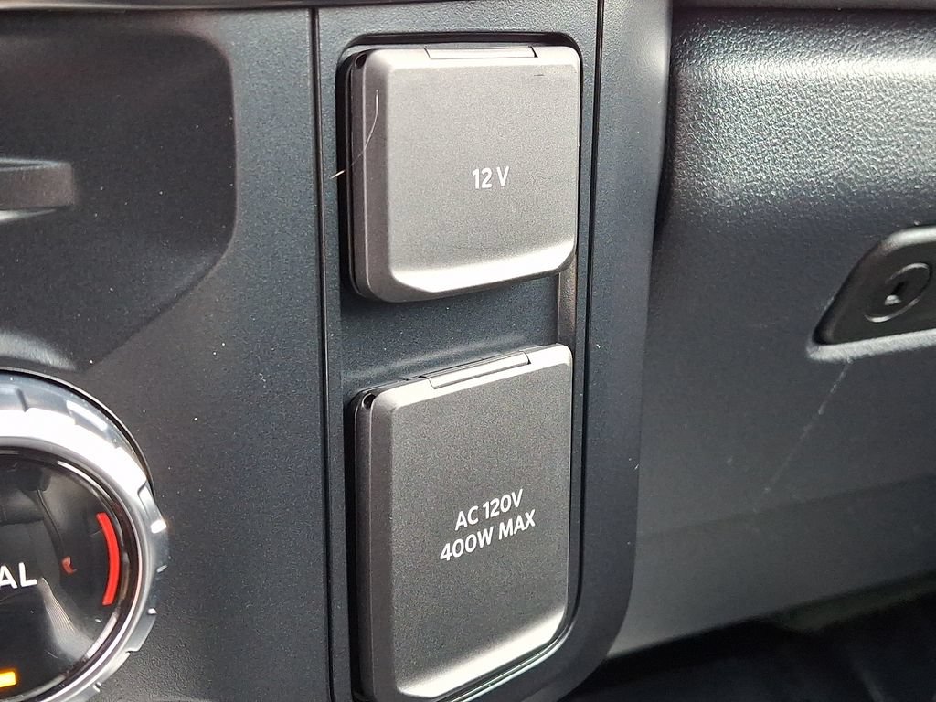 Used 2025 Ford F250 Lariat w/ Lariat Ultimate Package AWD/4WD image 30