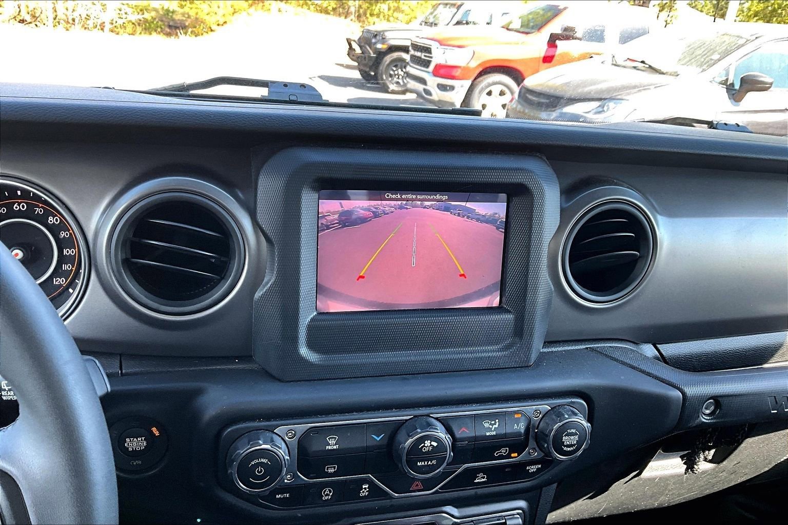 Used 2023 Jeep Wrangler Sport S image 14