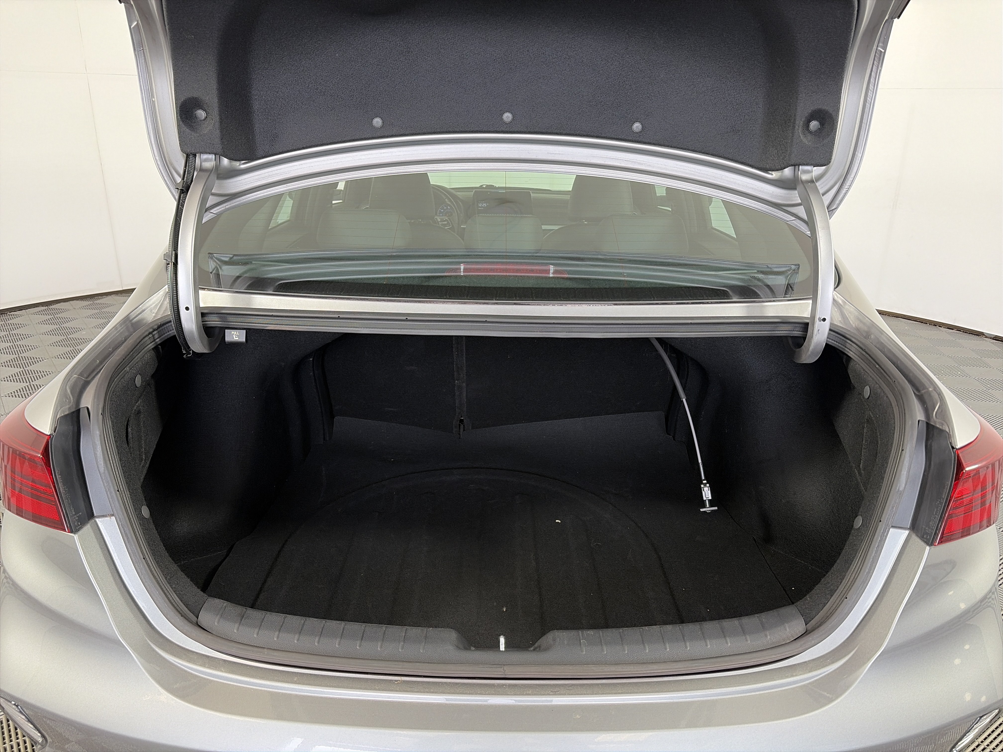 Certified 2023 Kia Forte GT-Line FWD image 14