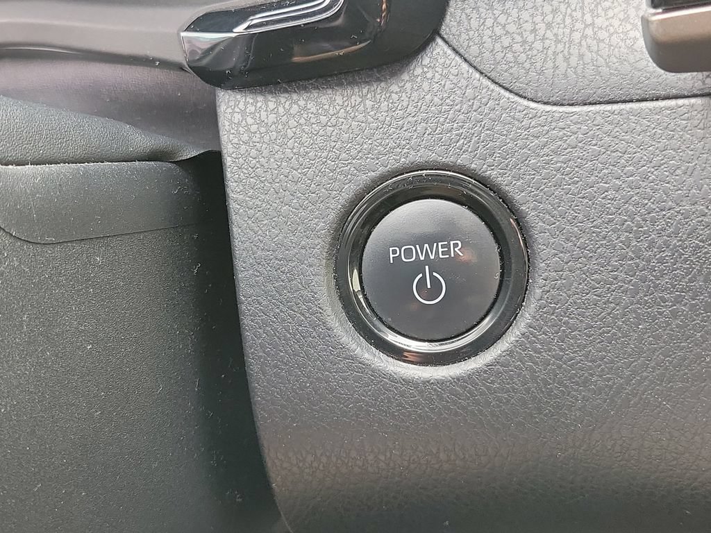 Used 2025 Toyota Camry LE FWD image 36