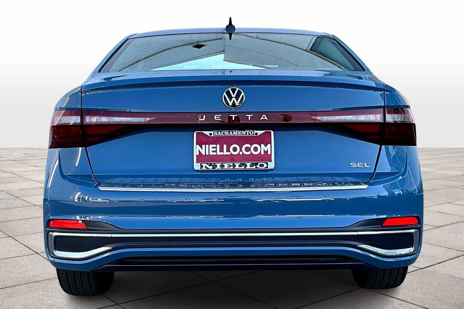 New 2025 Volkswagen Jetta SEL image 6