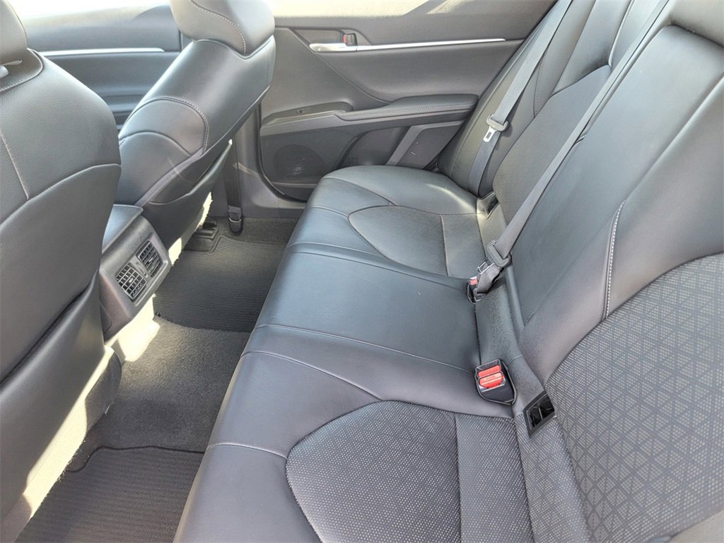 Used 2023 Toyota Camry XSE image 11