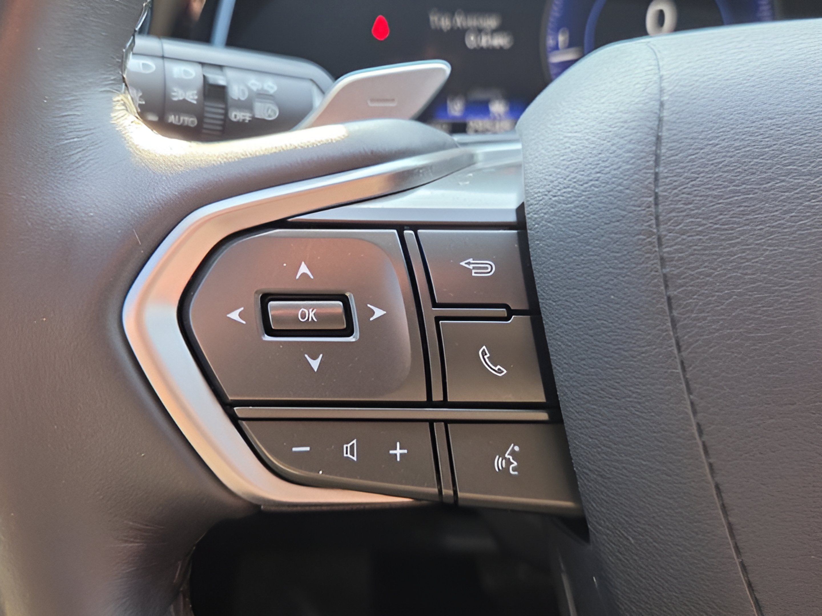 Certified 2025 Lexus NX 250 FWD w/ Accessory Package (K3) image 25