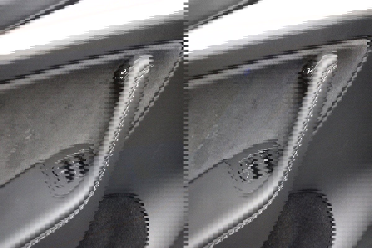 Used 2024 Tesla Model Y Long Range image 20