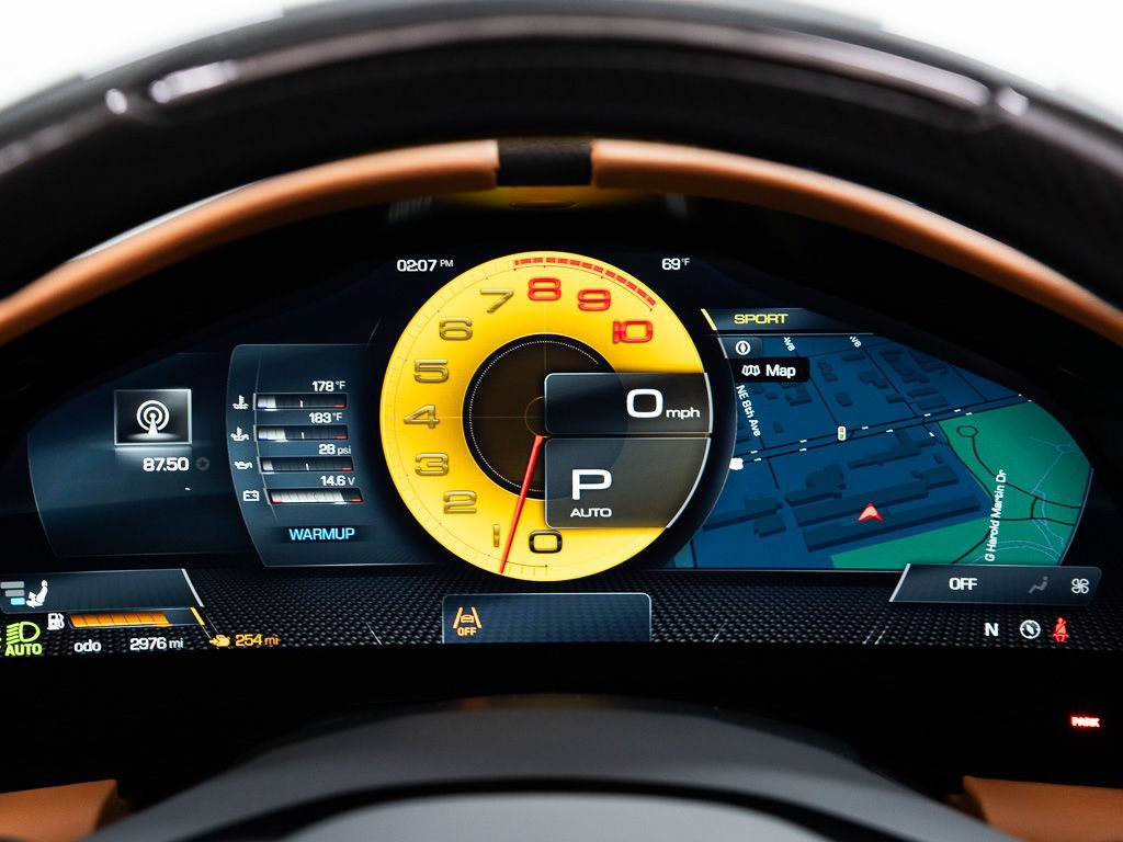 Used 2025 Ferrari Roma Spider RWD image 36