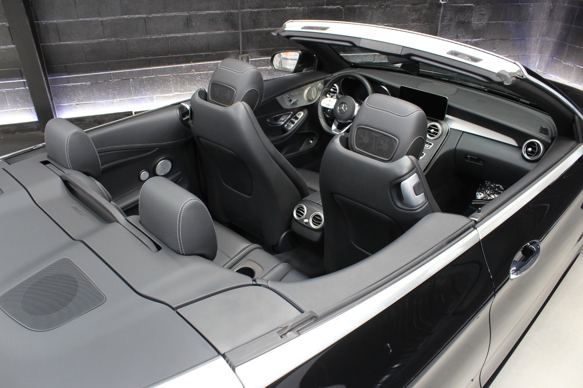 Used 2023 Mercedes-Benz C 300 Cabriolet w/ AMG Line image 40