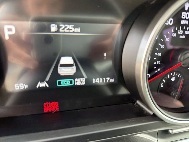 Used 2024 Kia Carnival LX image 17