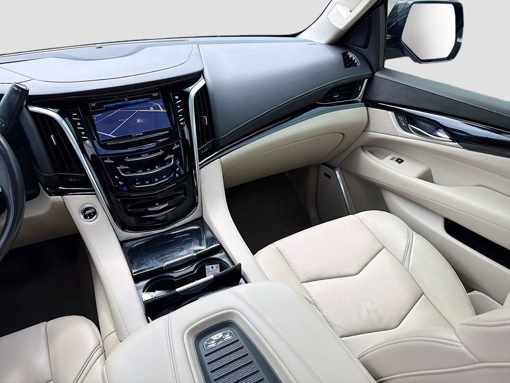 Used 2020 Cadillac Escalade Premium Luxury w/ LPO, Radiant Package RWD image 25