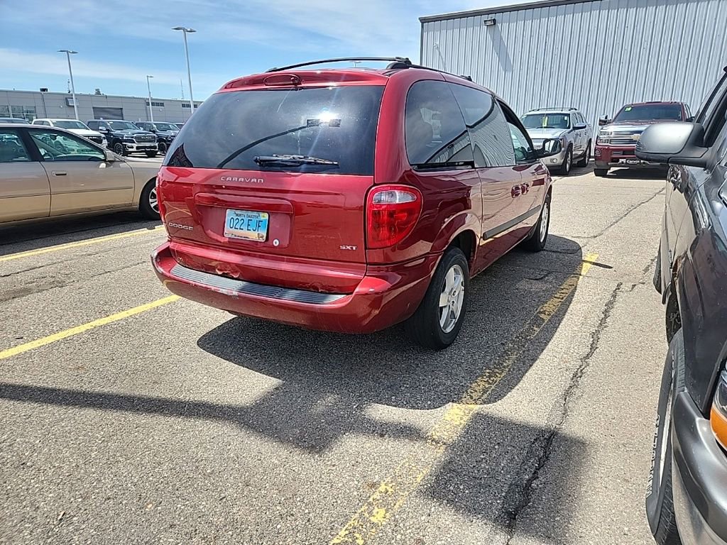 Used 2006 Dodge Caravan SXT w/ Popular Equipment Group I FWD image 7