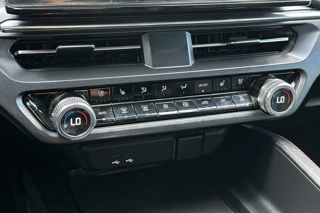 Used 2024 Acura ZDX A-Spec image 23