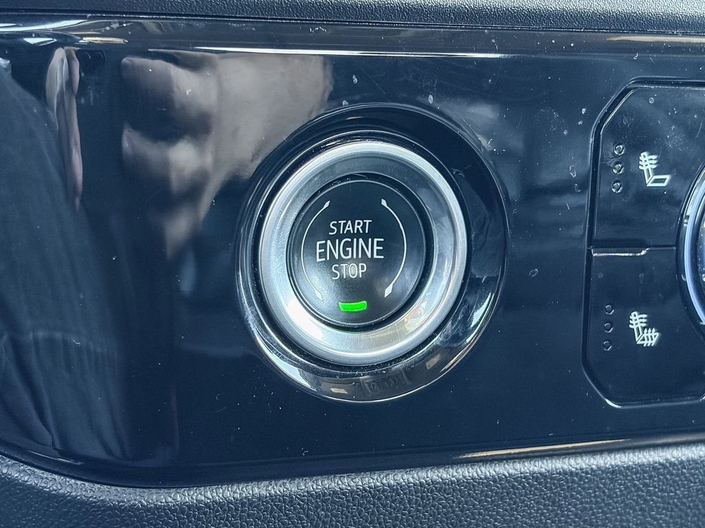 Used 2024 GMC Sierra 1500 SLE image 24