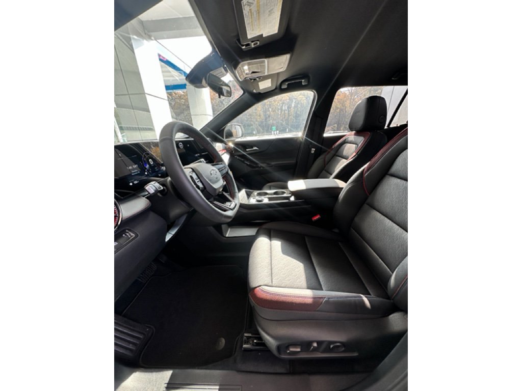 New 2026 Chevrolet Equinox RS image 9