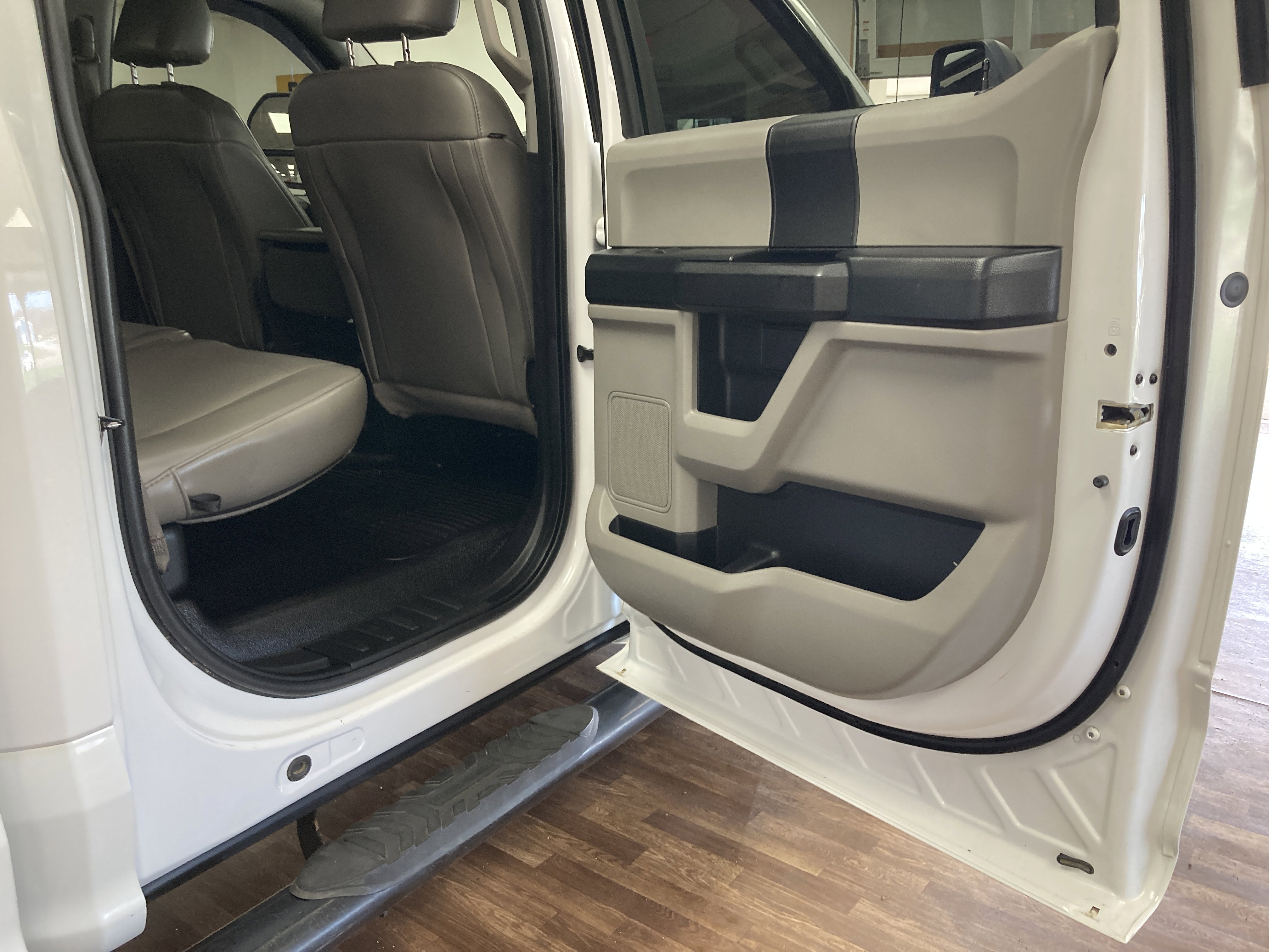 Used 2019 Ford F250 XL w/ Power Equipment Group image 16