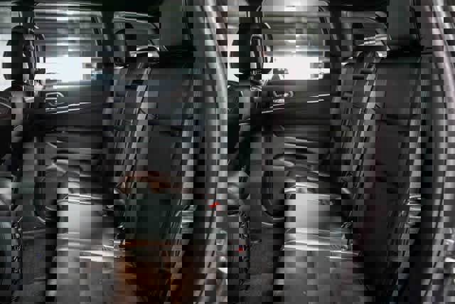 Used 2021 Jeep Grand Cherokee Limited image 18