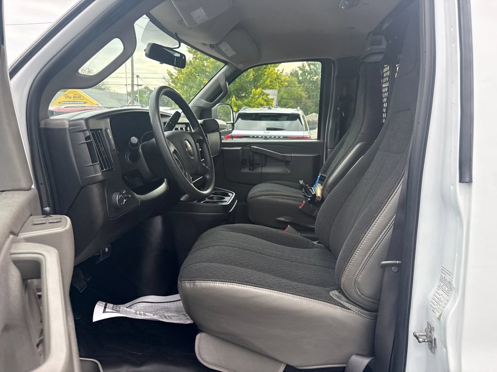 Used 2024 GMC Savana 2500 w/ Driver Convenience Package RWD image 16