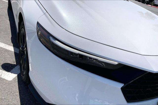 Used 2025 Honda Accord SE image 27