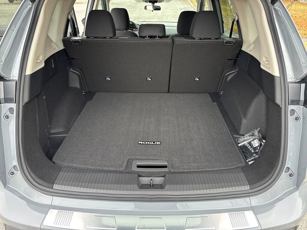 New 2026 Nissan Rogue SV w/ Cold Weather Package image 23