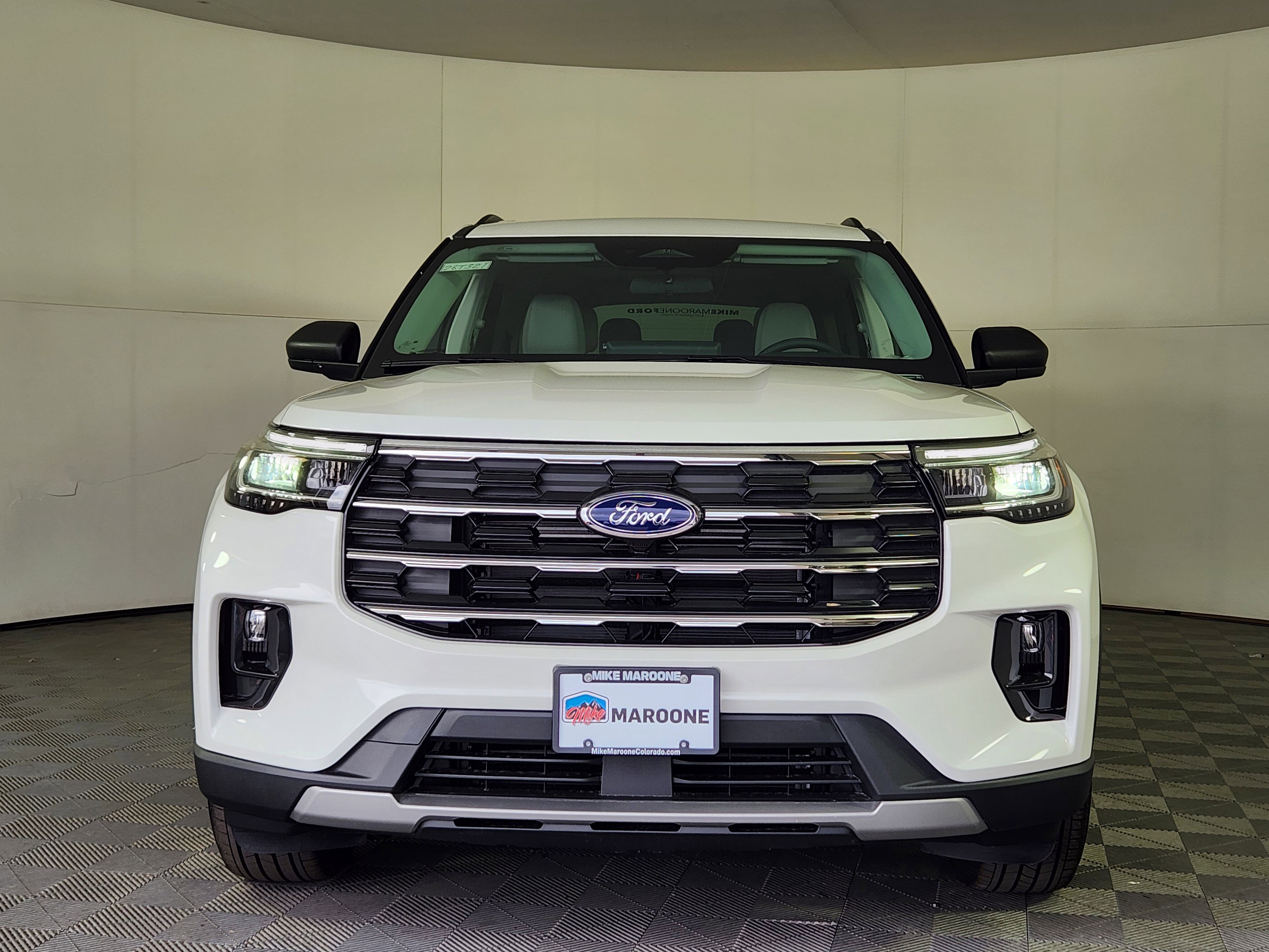New 2026 Ford Explorer Active w/ Active Comfort Package image 2