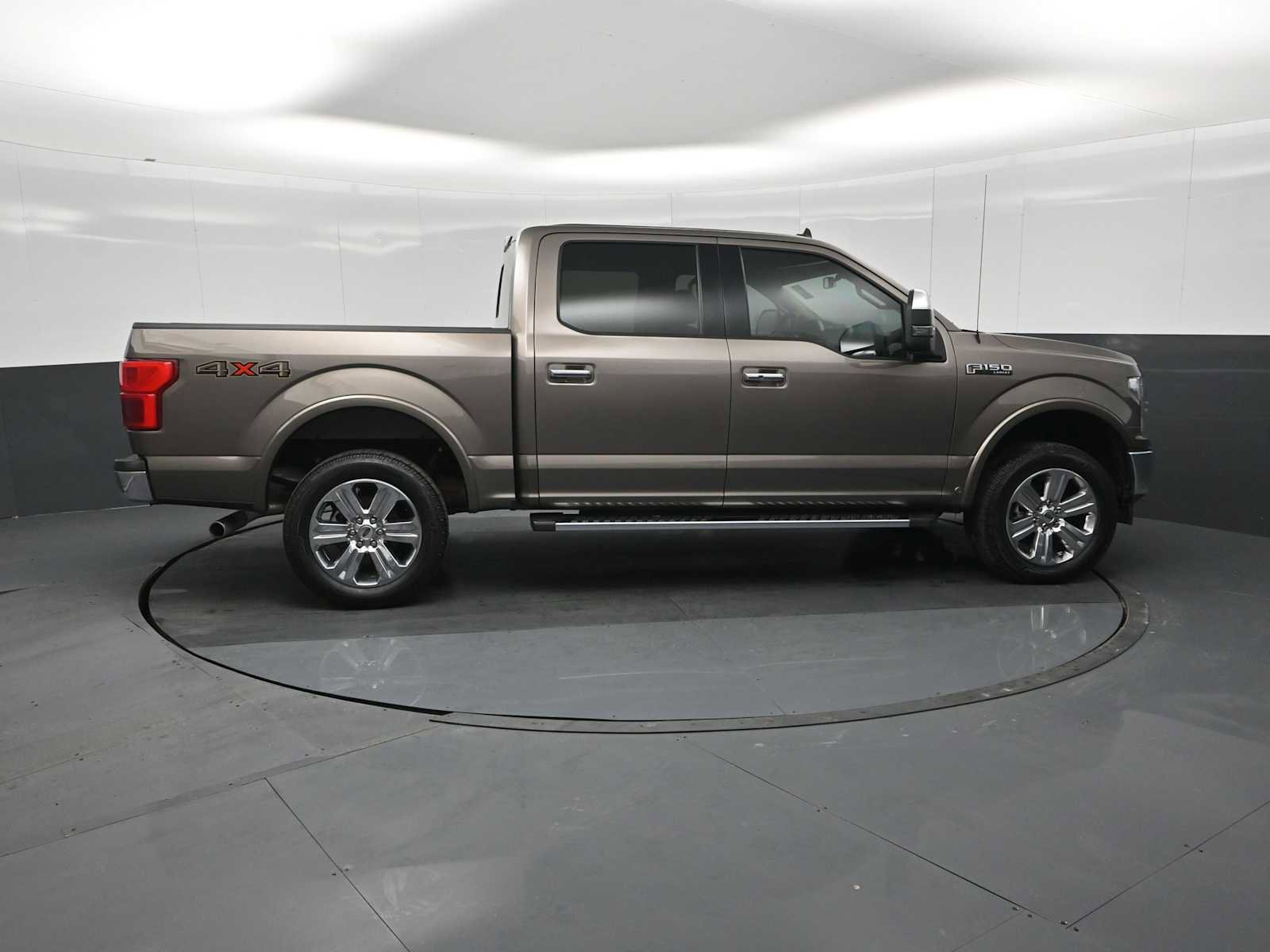 Used 2019 Ford F150 Lariat w/ Equipment Group 502A Luxury image 9