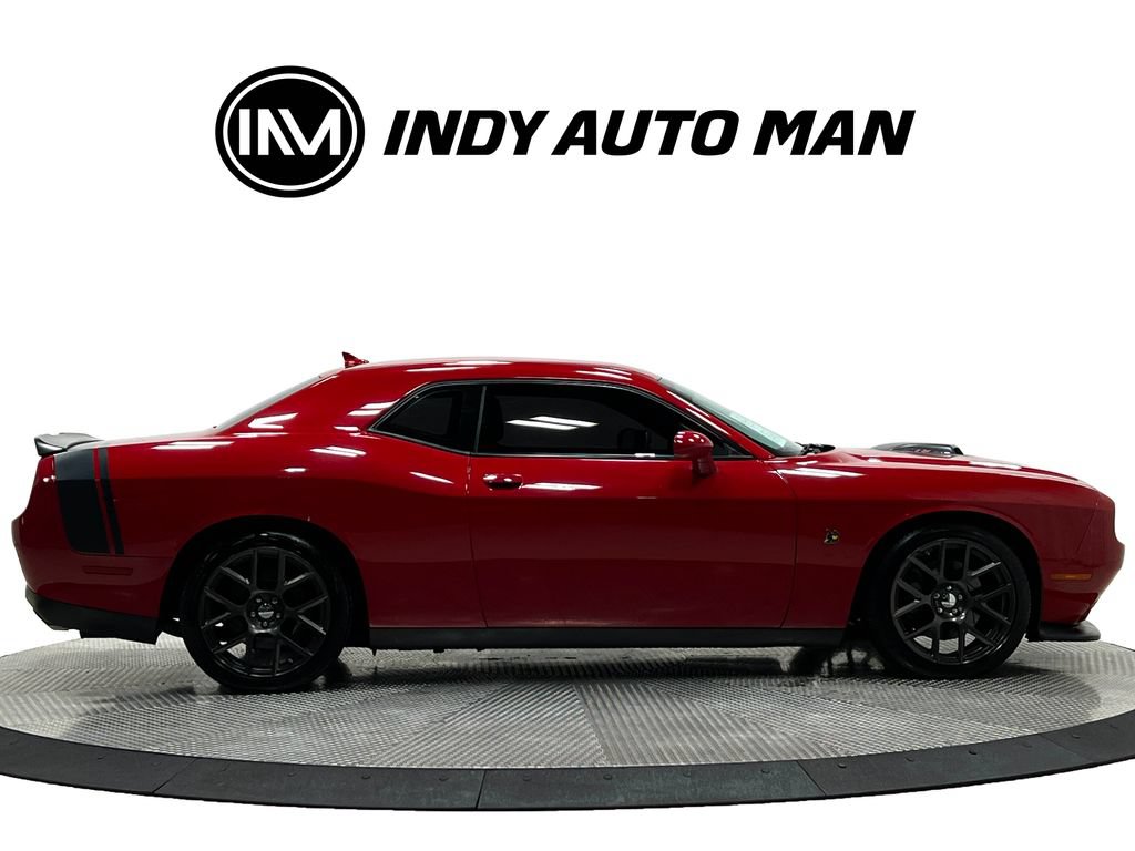 Used 2016 Dodge Challenger R/T Scat Pack RWD image 3