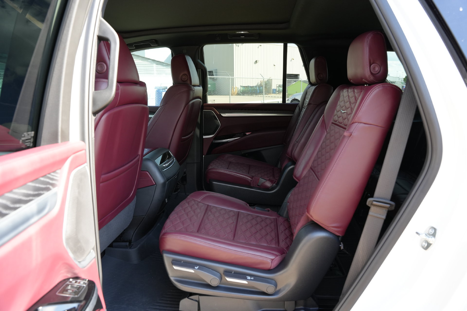 Used 2025 Cadillac Escalade Sport w/ Touring Package AWD/4WD image 21