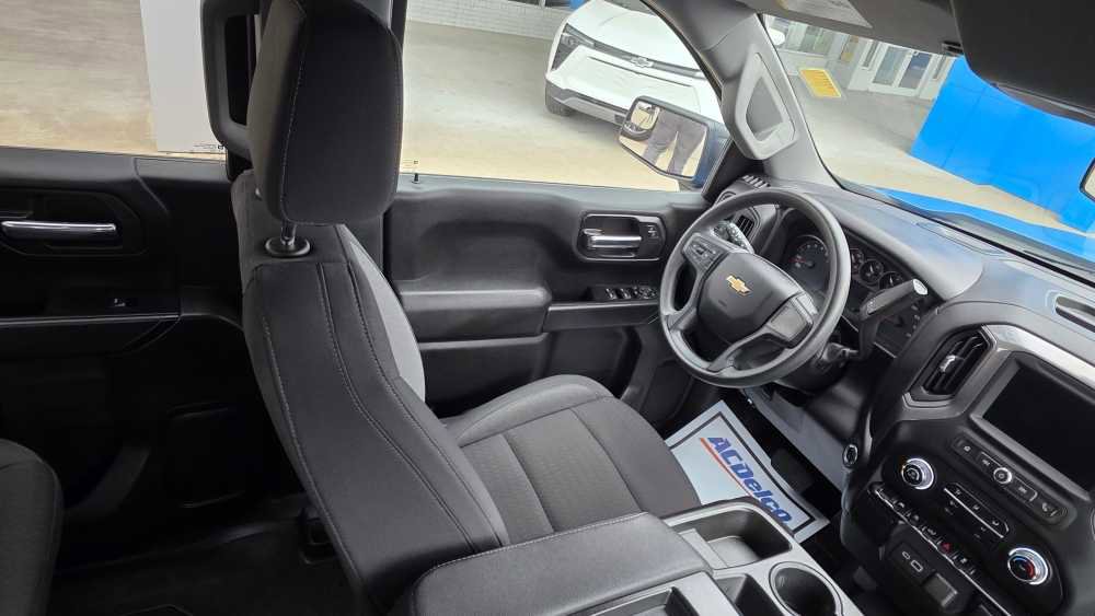Used 2024 Chevrolet Silverado 1500 Custom image 16