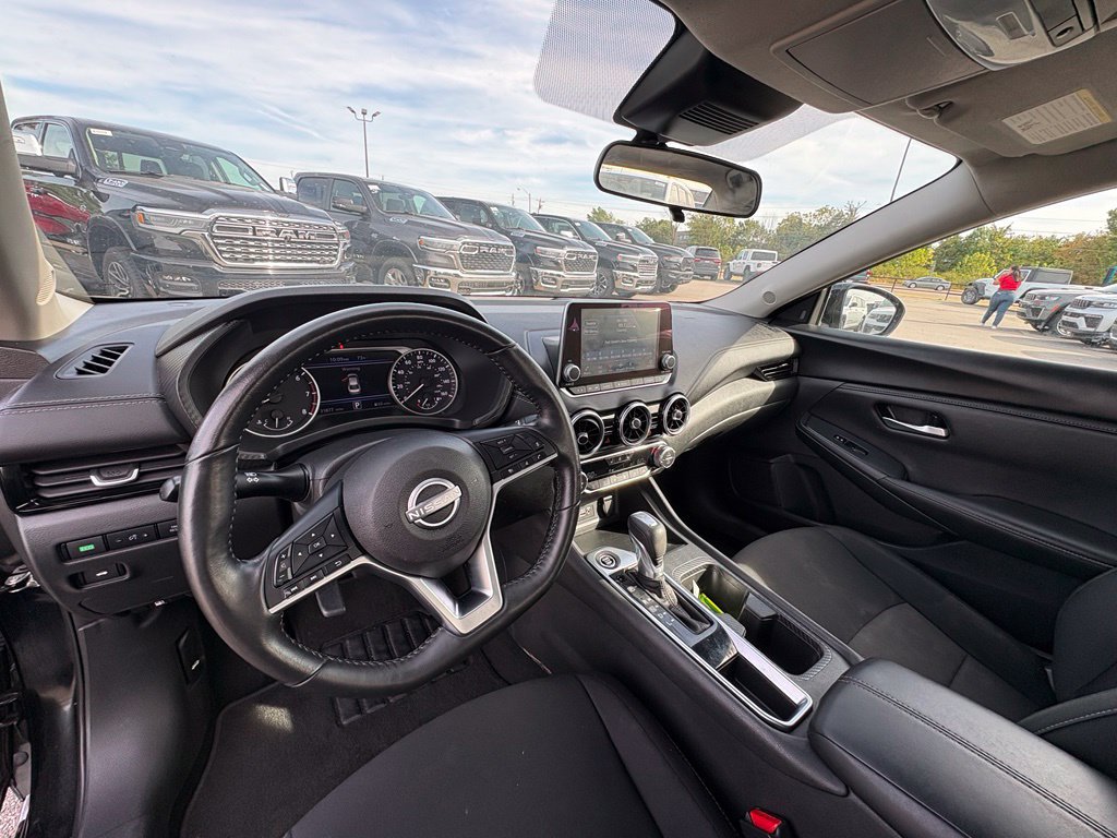 Used 2025 Nissan Sentra SV w/ All-Weather Package FWD image 13
