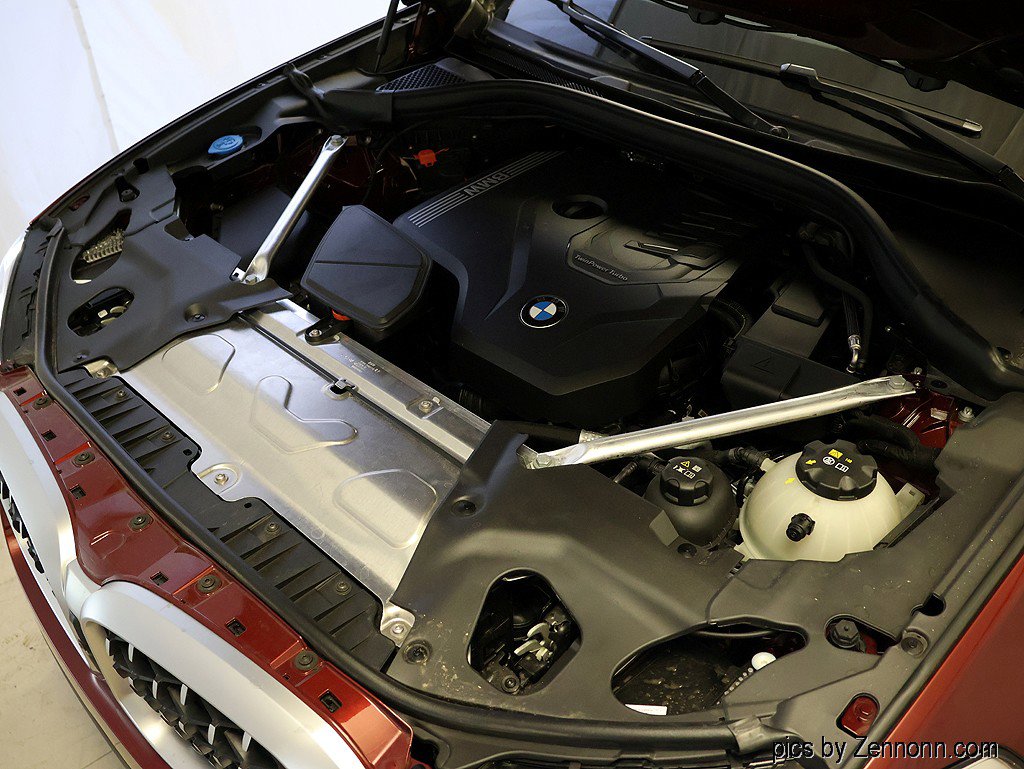 Certified 2025 BMW X4 xDrive30i AWD/4WD image 39