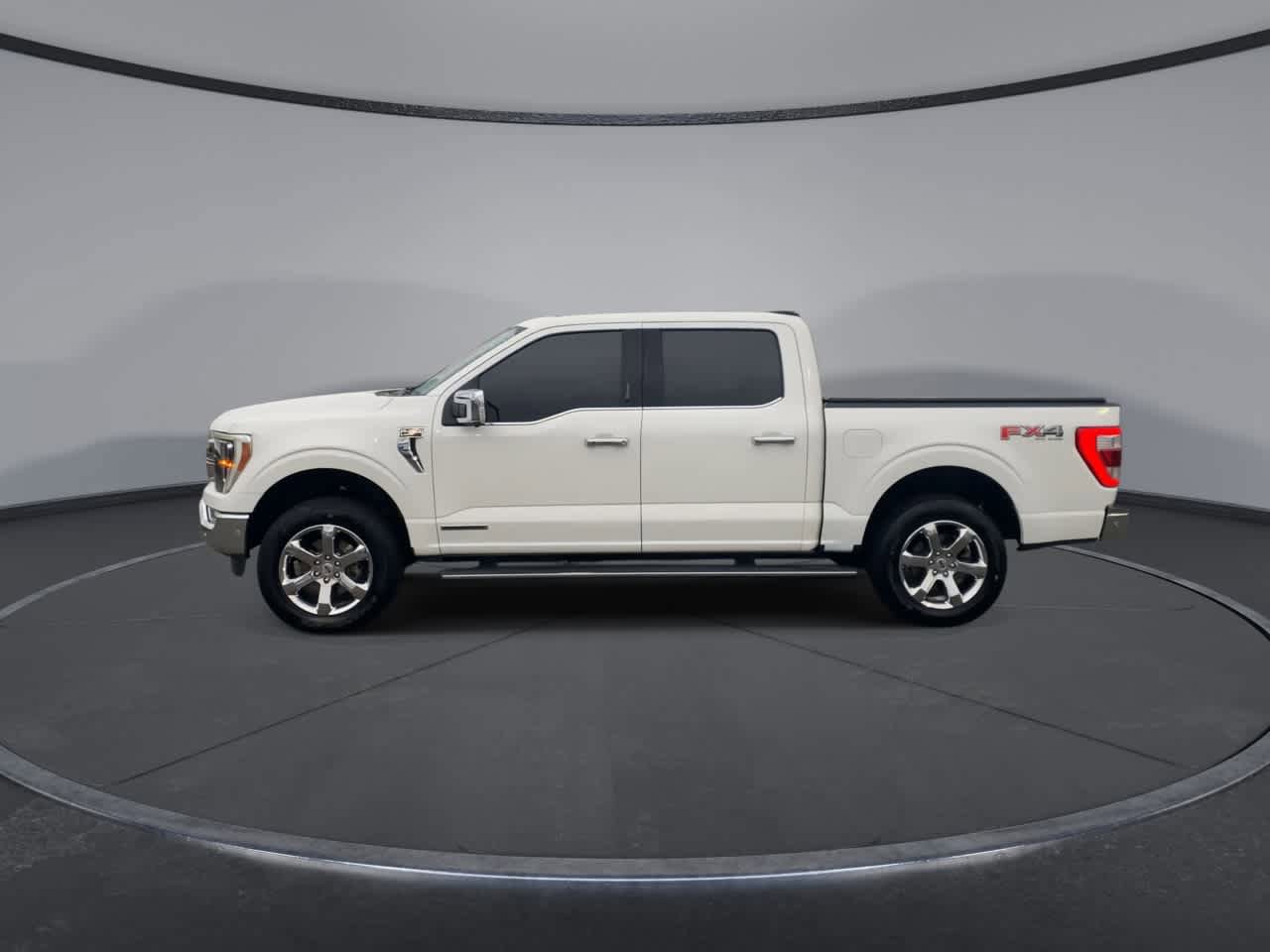Used 2021 Ford F150 Lariat w/ Equipment Group 502A High image 5