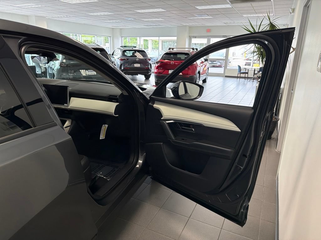 New 2026 MAZDA CX-5 Select AWD/4WD image 17